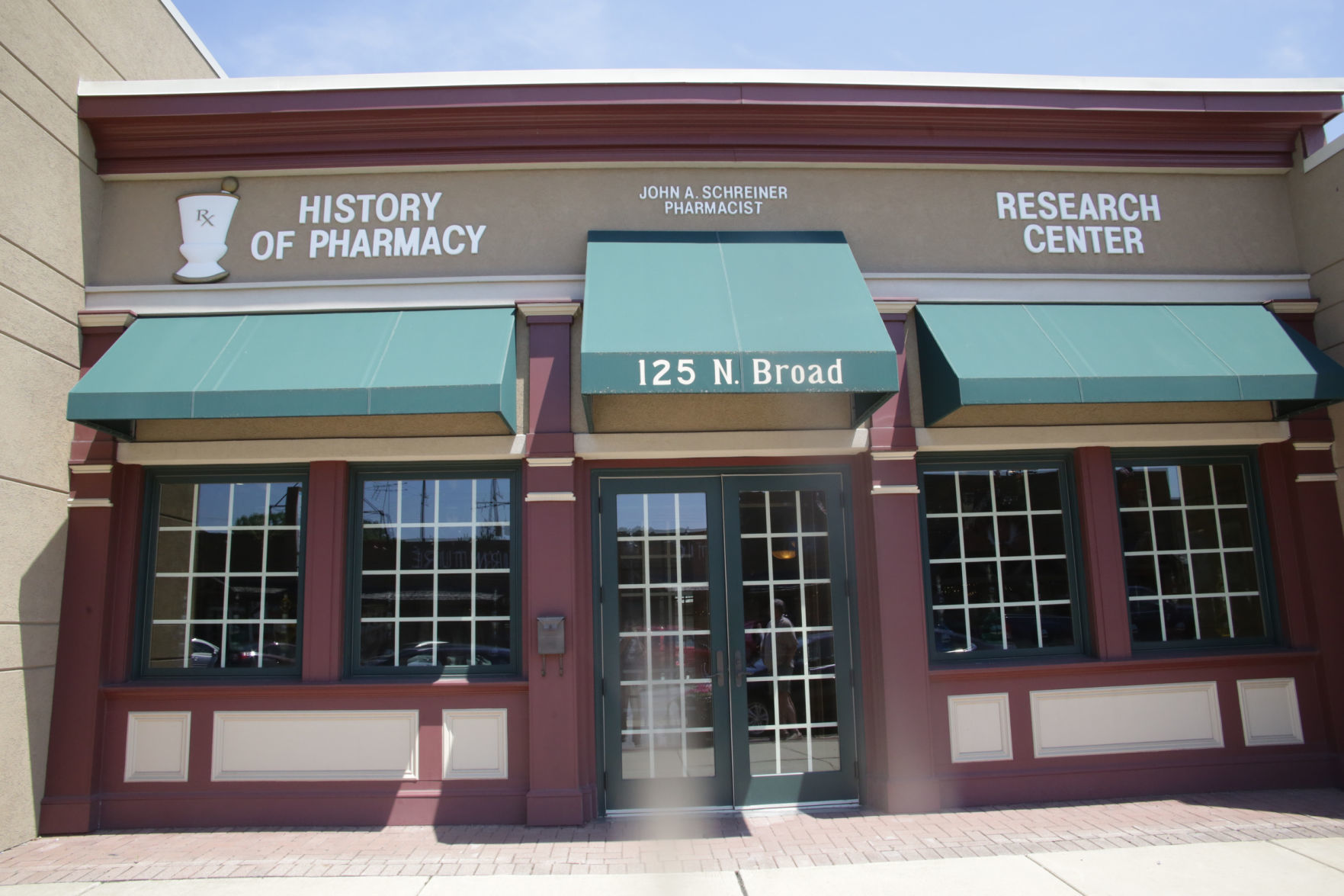 Griffith's History of Pharmacy Research Center takes a stroll through 400 years of pharmacopia